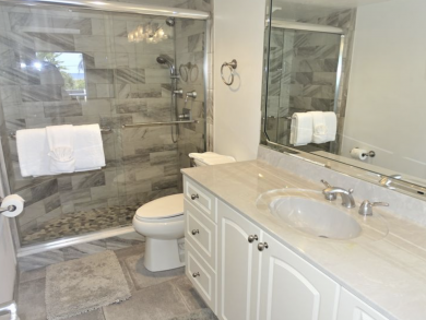 Beautiful 2 bed 2 ba Gulf views